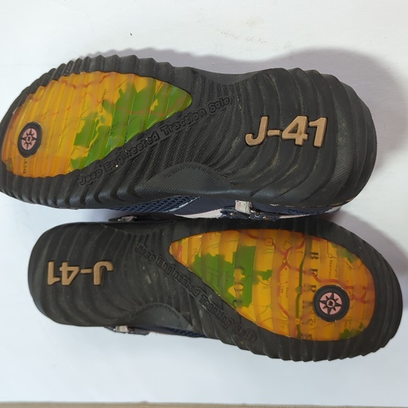 J-41, Tahoe, Navy and pink Trail/hiking/adventure slip-on shoes. Sz 8 - Picture 5 of 9